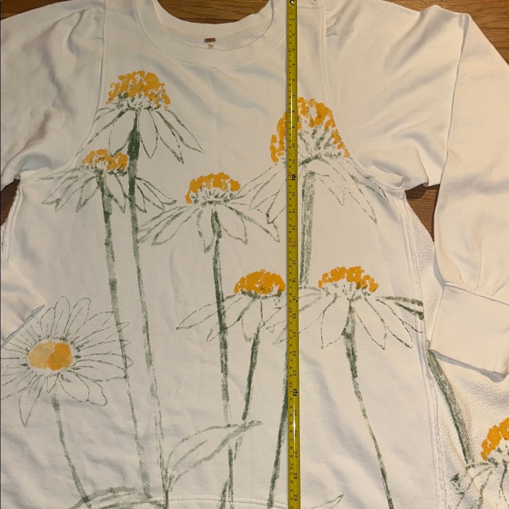 Free People Cream Floral Daisy Oversized Sweatshirt with Yellow and Green Print - Picture 7 of 14